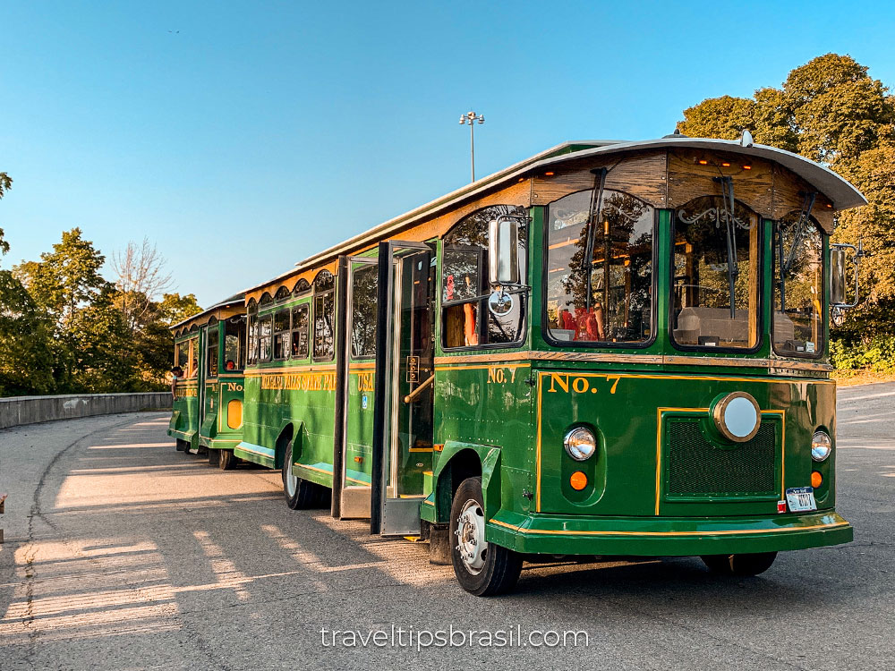 niagara-falls-eua-trolley